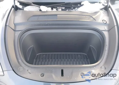 2021 Tesla Model Y Long Range Dual Motor All-Wheel Drive z USA, uszkodzony, nr VIN 5YJYGDEE3MF190958